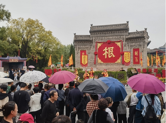 國慶假期，洪洞大槐樹景區多舉措保障游客歡樂游
