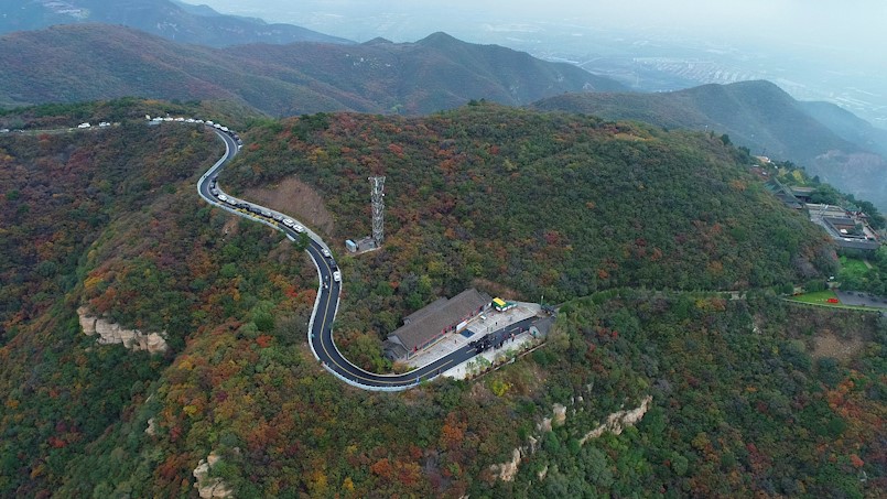 【“飞阅”中国】红叶漫山秋意浓