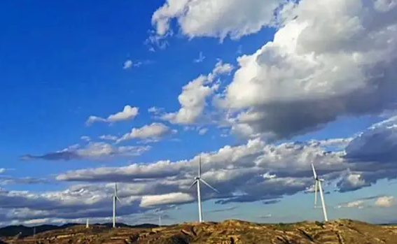 山西风电出力创新高 最高时承担用电负荷的55.3%