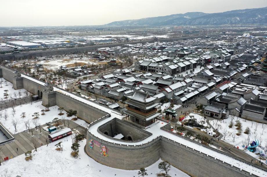 雪落“凤凰城”